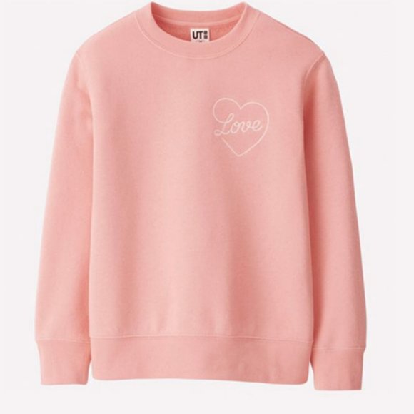 uniqlo pink sweatshirt